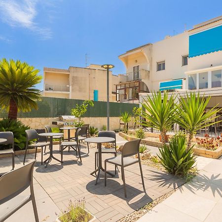 Apulia Blue Apartements & B&B バーリ エクステリア 写真